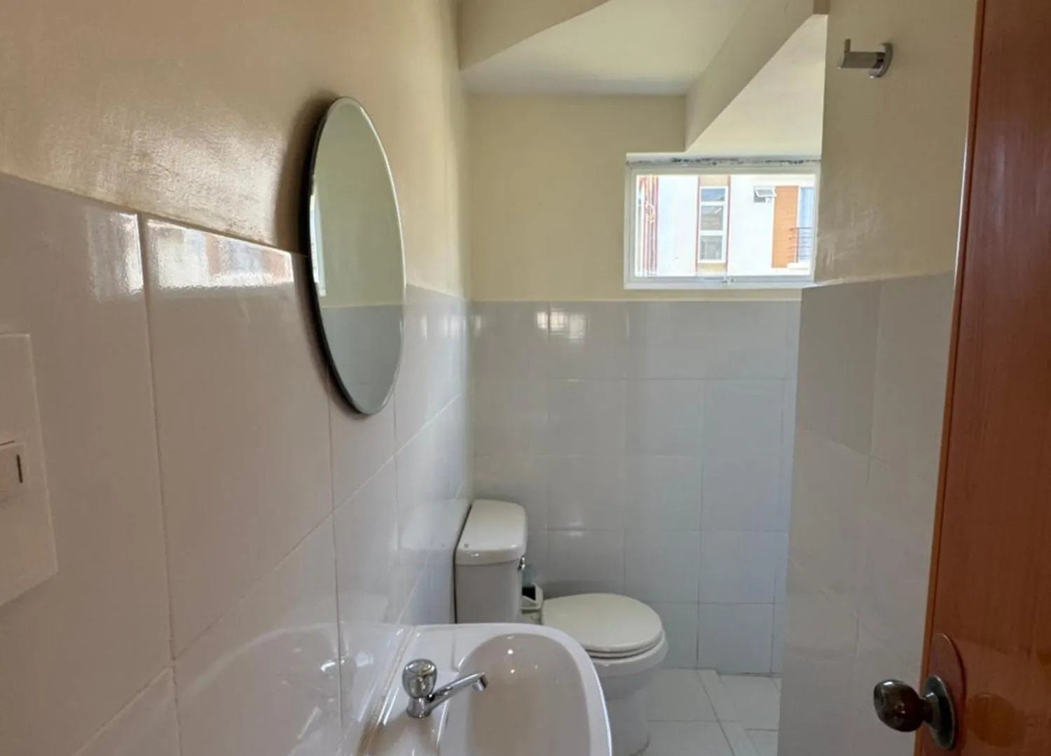 Velmiro Greens Dauis Panglao - 3 Bedroom Apartment Unit P1112 0*,  필리핀